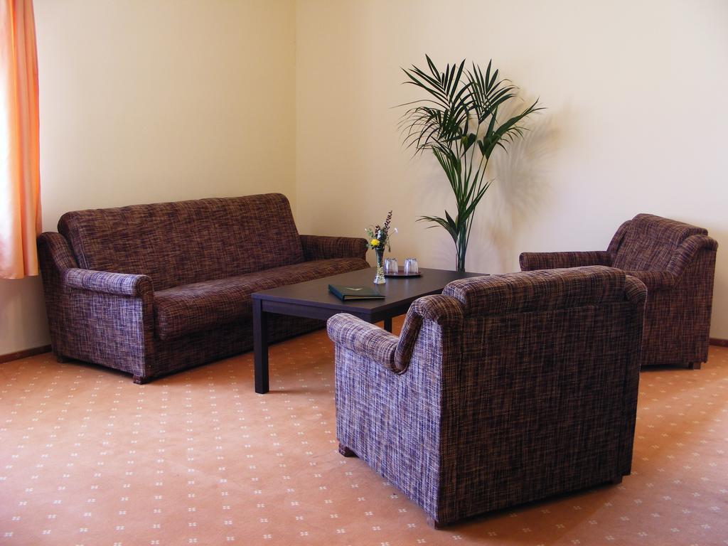 Motel Vector Acăţari Rom bilde