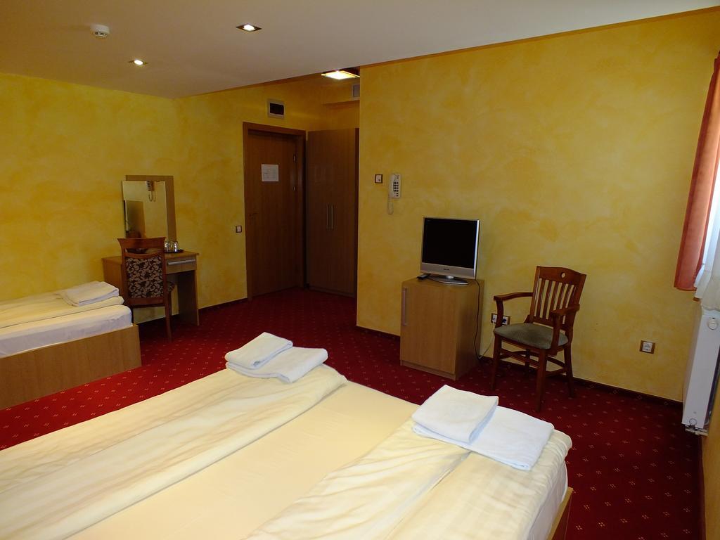 Motel Vector Acăţari Rom bilde
