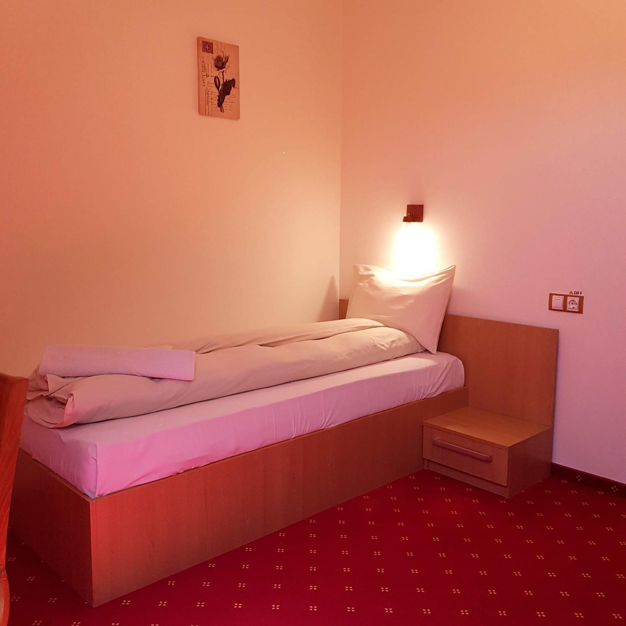 Motel Vector Acăţari Eksteriør bilde